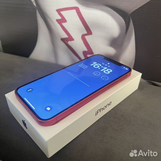 iPhone 12, 64 ГБ