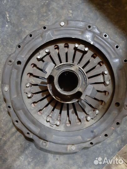 Корзина сцепления маз