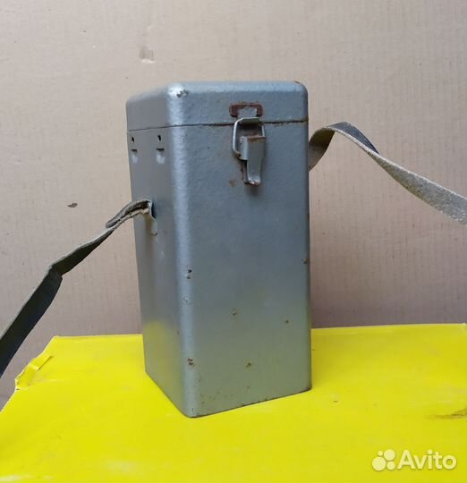 Ящик металлический с замком