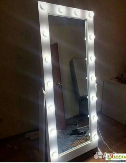 Гримерное зеркало