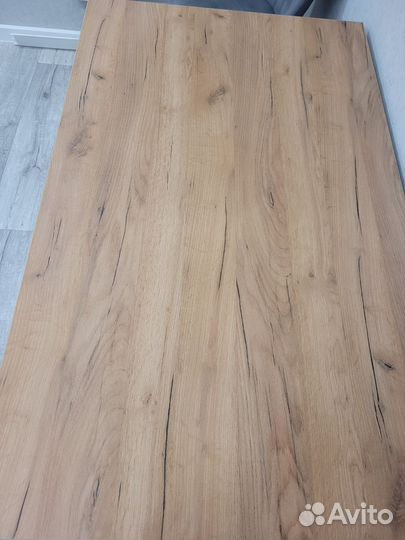 Кухонный стол