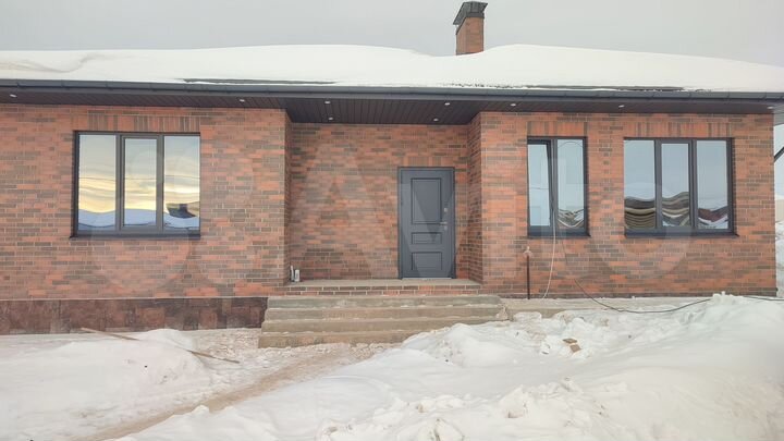 Коттедж 127 м² на участке 10,8 сот.