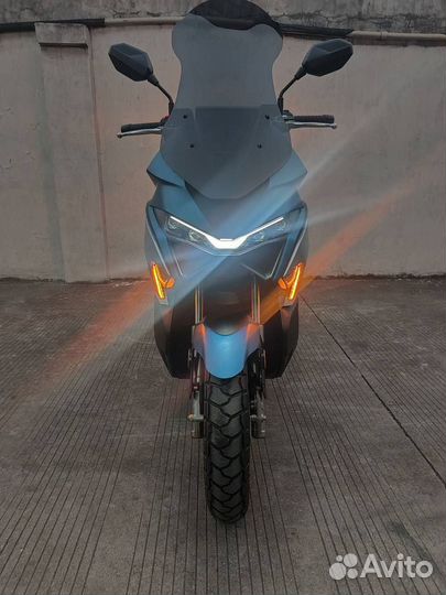 Скутер Osaka 180куб