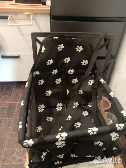 Автокресло и рюкзак на колесах для животных