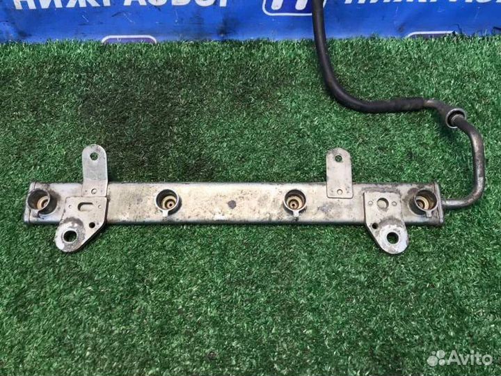 Рампа топливная Nissan X-Trail T30 2.0 QR20DE