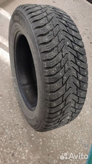 Nokian Tyres Hakkapeliitta 8 SUV 225/65 R17 106T