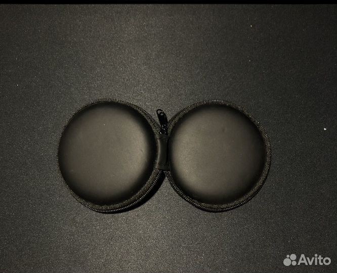 Футляр для наушников