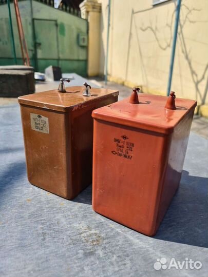 Электроконденсаторы км