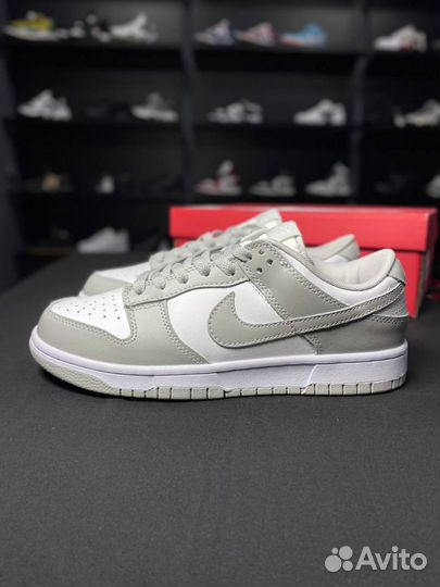 Nike Dunk Low Retro Grey