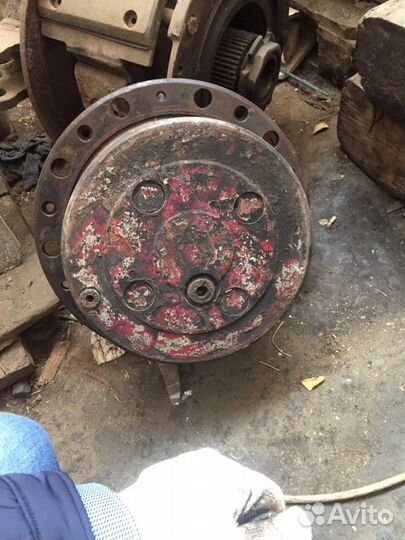 Продам запчасти для автокрана Liebherr-LTM 1040