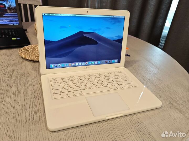 Apple MacBook 13