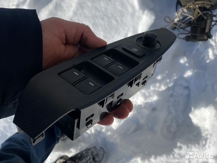 Блок управления стеклоподъемниками Мазда 6.2014 г