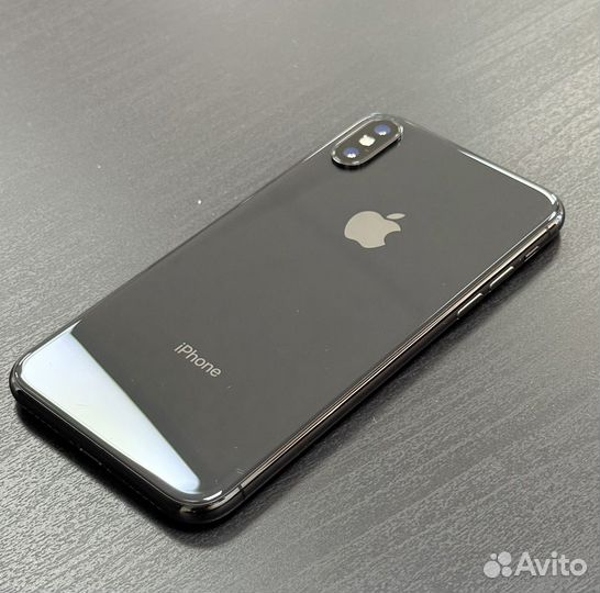 iPhone X, 64 ГБ