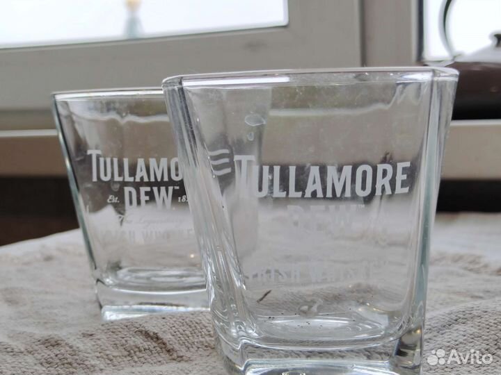 Бокалы, стаканы, рюмки