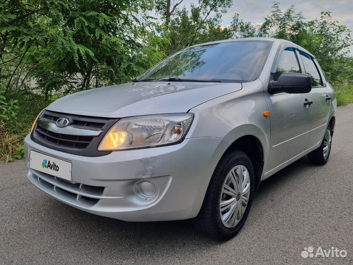 LADA Granta 1.6 МТ, 2012, 165 250 км