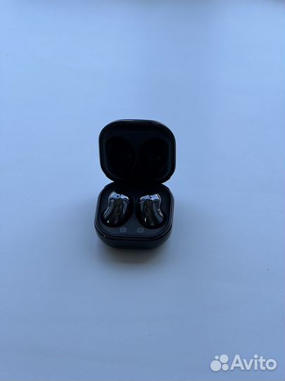 Беспроводные наушники samsung