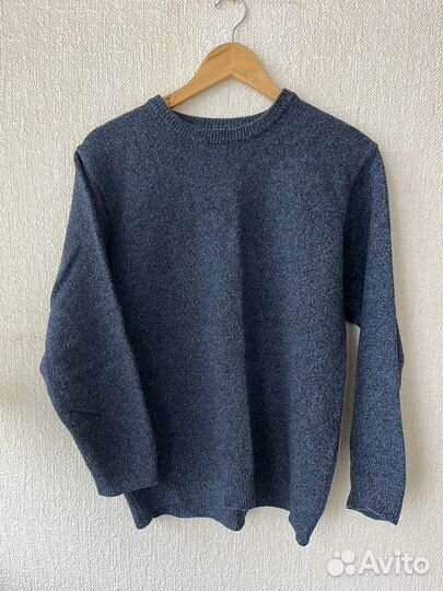 Свитер