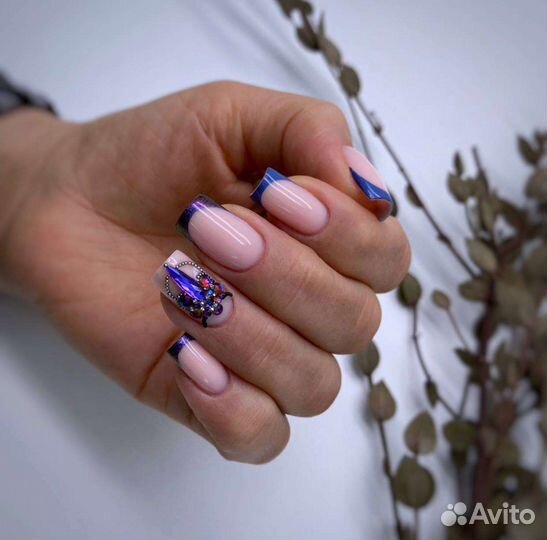 Маникюр,педикюр, наращивание ногтей