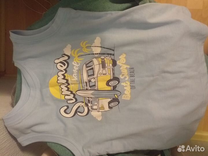 Продается безрукавка на мальчика
