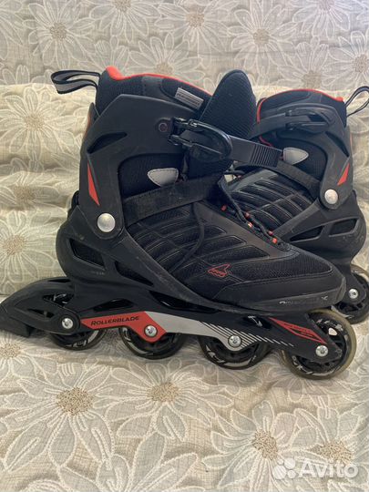 Роликовые коньки Rollerblade р.44 (28,5см)