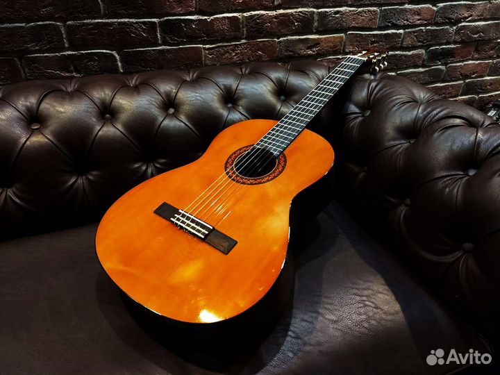 Классическая гитара Yamaha c40 (Комплект)