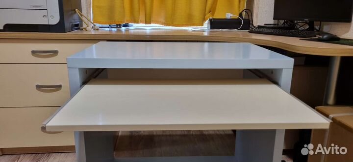 Компьютерный стол Икеа