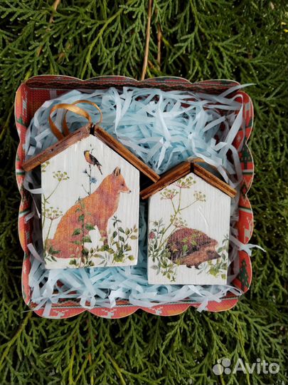 Набор новогодних домиков для украшения елки и дома