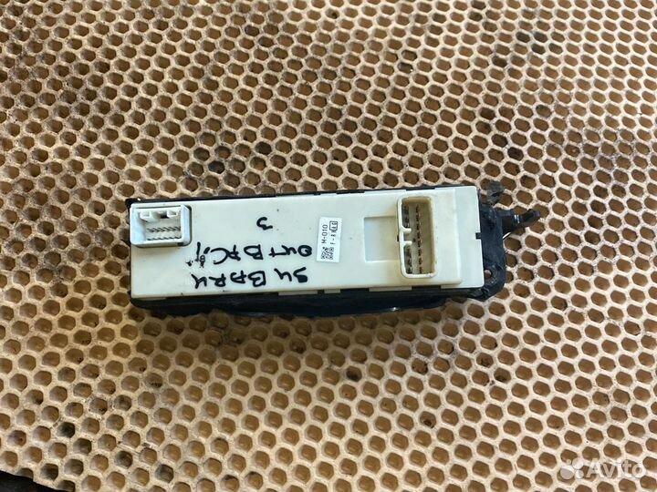 Блок стеклоподъемников Subaru Outback 3