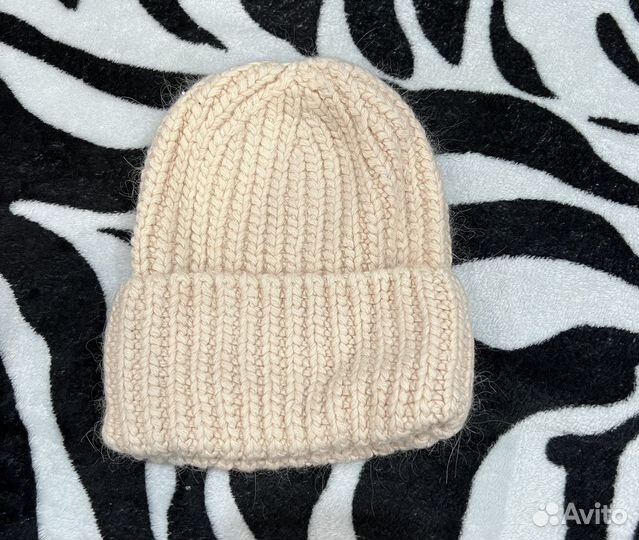 Шапка вязаная женская