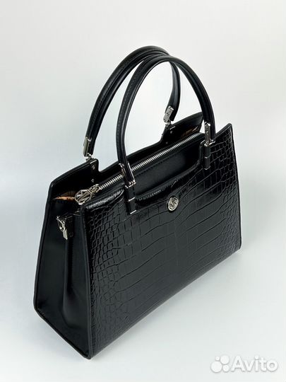 Стильная женская кожаная сумочка