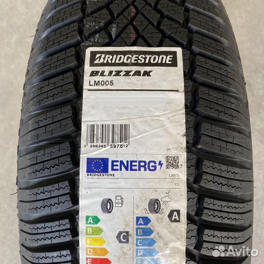 Bridgestone Blizzak LM-005 225/60 R17 103V