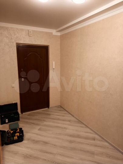 2-к. квартира, 69 м², 3/17 эт.