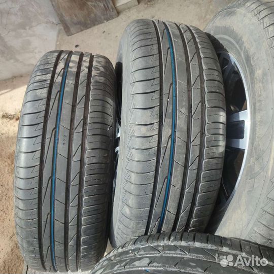 Nokian Tyres Hakka Blue 3 SUV 245/65 R17 111H
