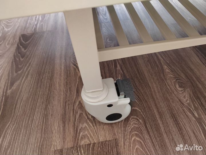 Медицинская кровать для лежачих больных