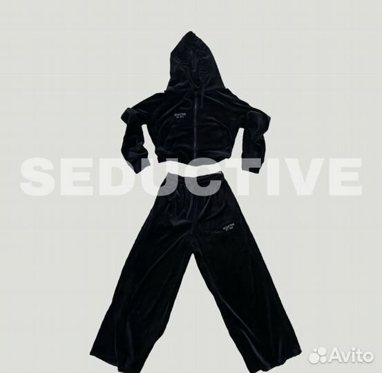 Костюм спортивный (велюровый)