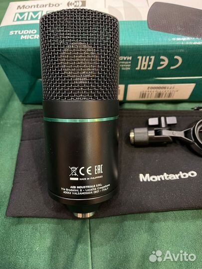 Студийный микрофон