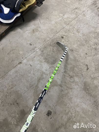 Клюшка хоккейная