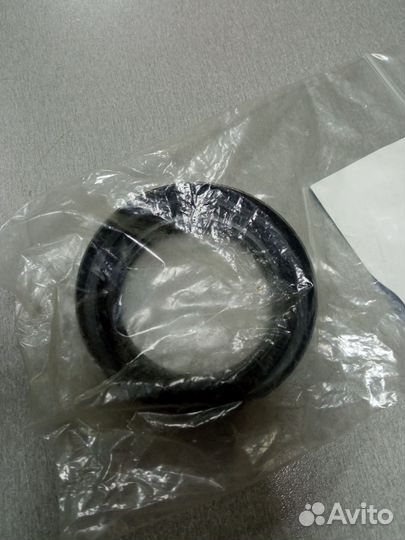 Сальник промежуточного вала Mazda 626