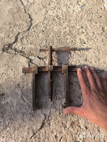 Съемник подшипников