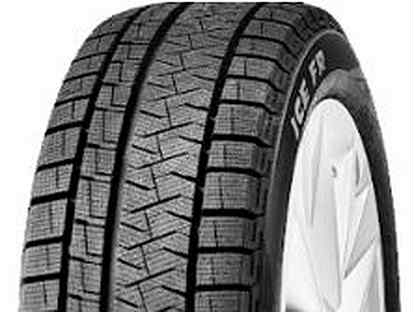 Pirelli Formula Ice FR 215/65 R16