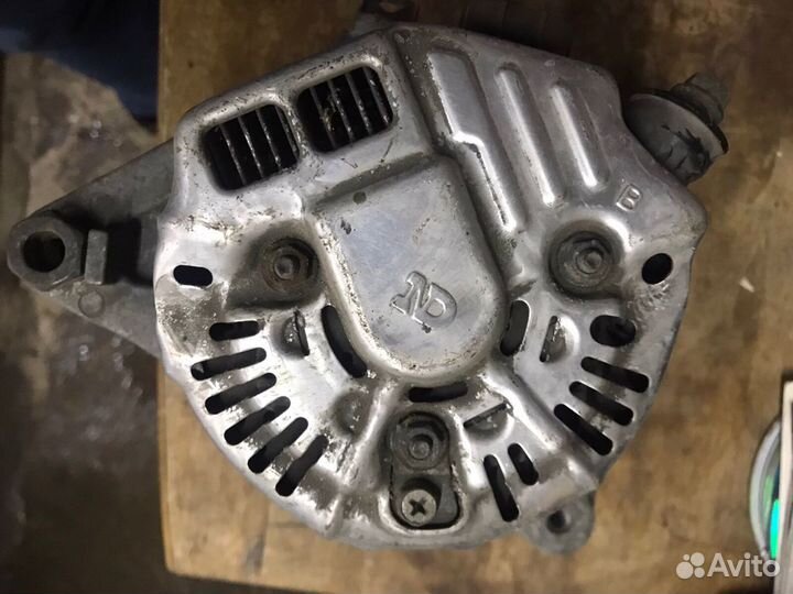 Генератор toyota corolla 120