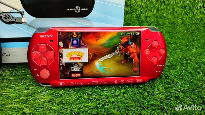 Sony PSP Red 3008 + Игры +Комплект
