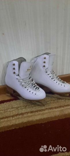 Фигурные коньки jackson freestyle