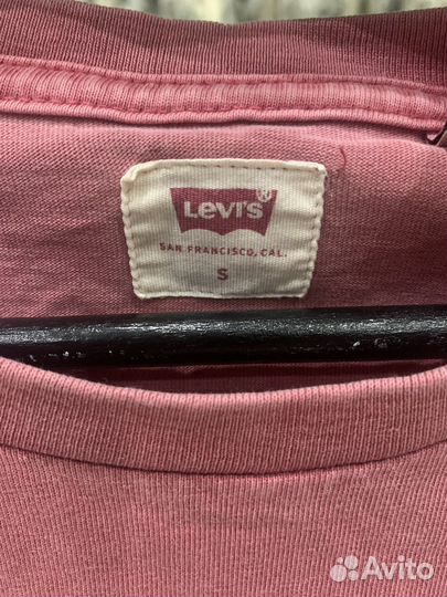 Футболка levis