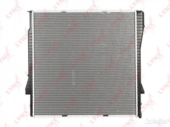 Радиатор охлаждения BMW X5 E53