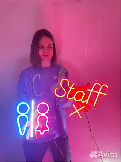 Неоновая вывеска