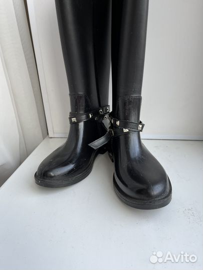 Резиновые сапоги