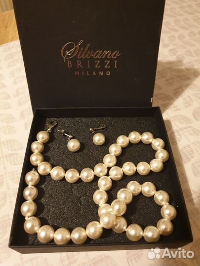 Бижутерия-Ожерелье под жемчуг с сережками