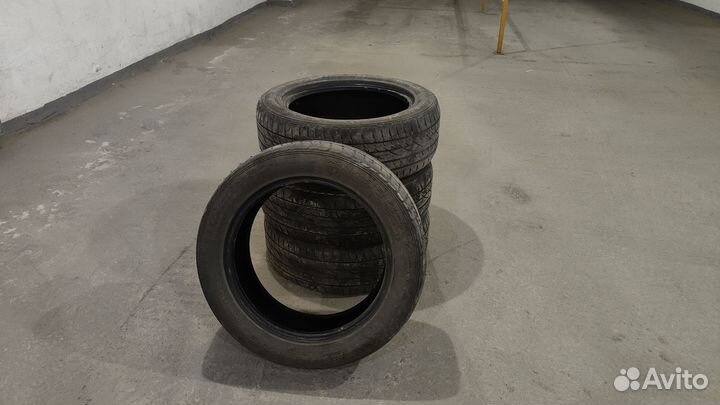 Continental CrossContact UHP E 225/55 R18 98V