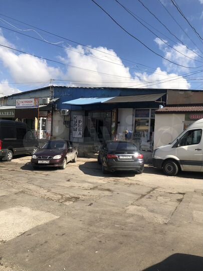Торговая площадь, 65 м²